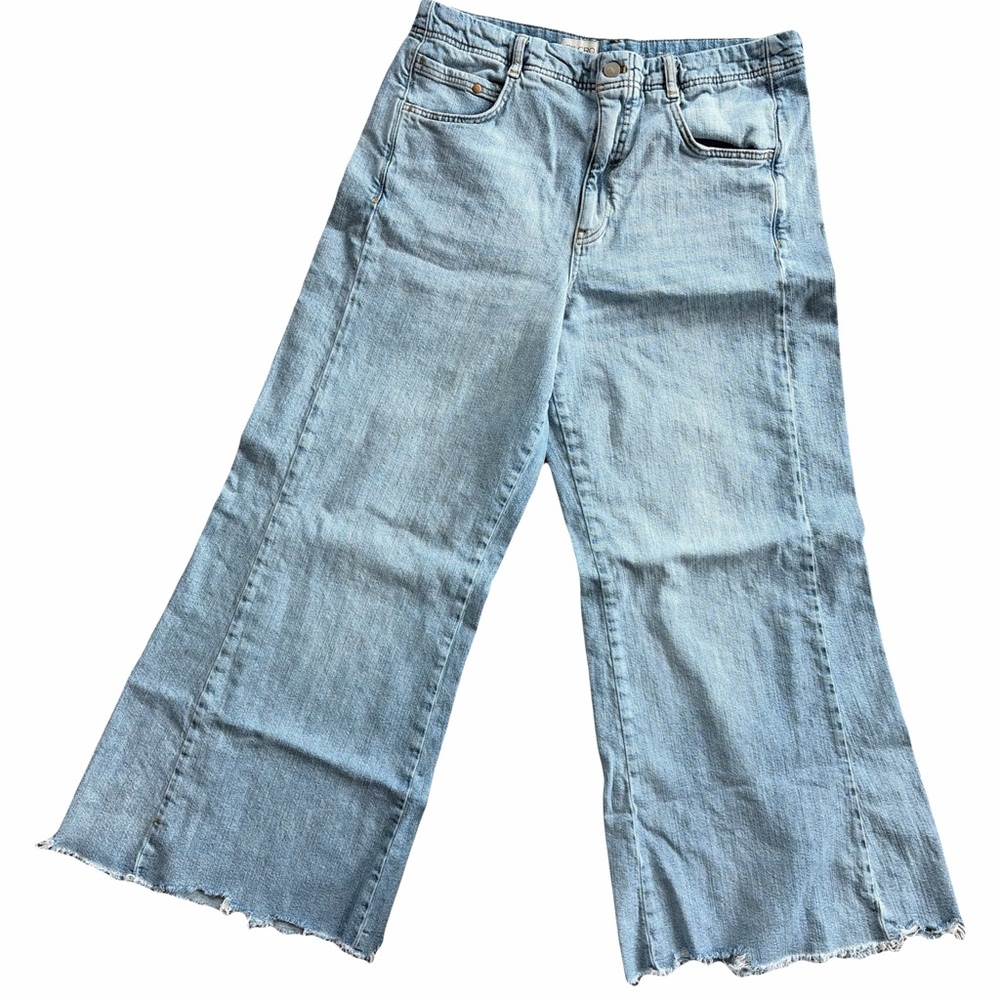 Anthropologie The Adi Regenerative Cotton Mid-Rise Flare Jeans by Pilcro - Picture 3 of 6
